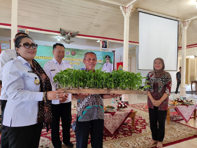 penyerahan bantuan kalurahan gunungkidul