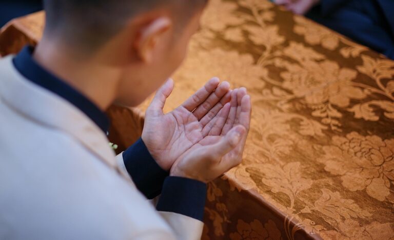 derudyarra-pray-7299513_1280