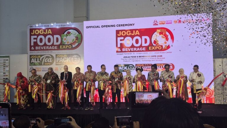 photo_6246885488446868853_y