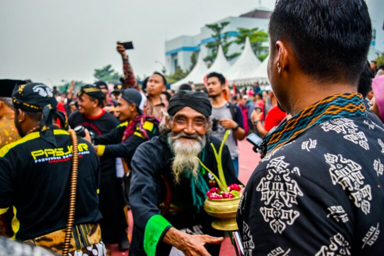 adrian-hartanto-0mAzHPfRVE0-unsplash